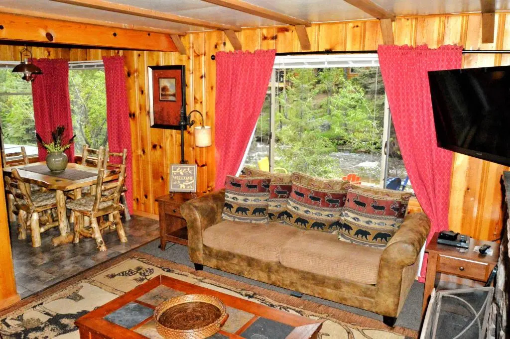 Standard Family room with river view