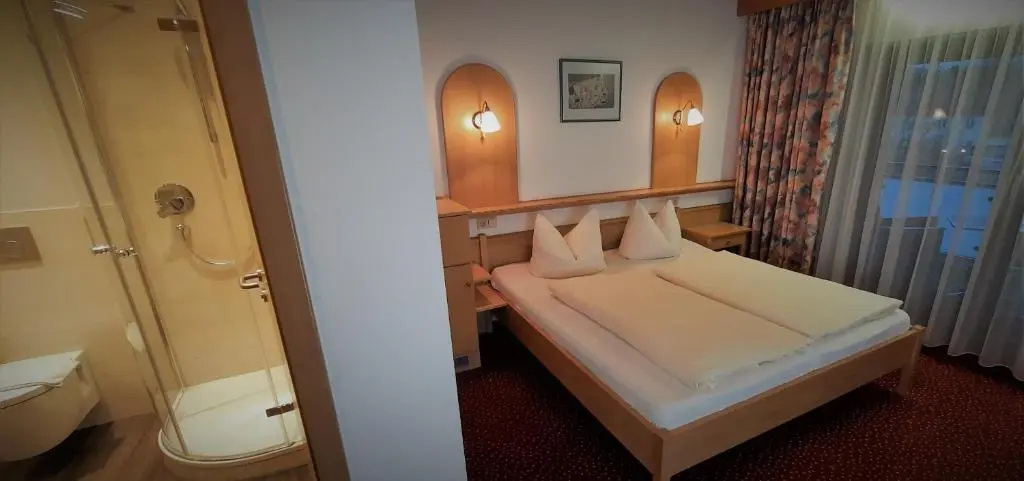 "Blauer Bock" Hotel-Garni - Bed & Breakfast - Chambres