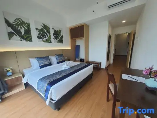 Premier Double room (full double bed)