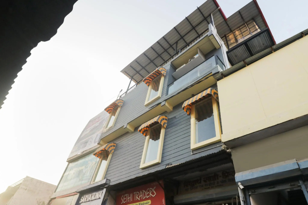 Hotel Mm Inn by OYO Rooms