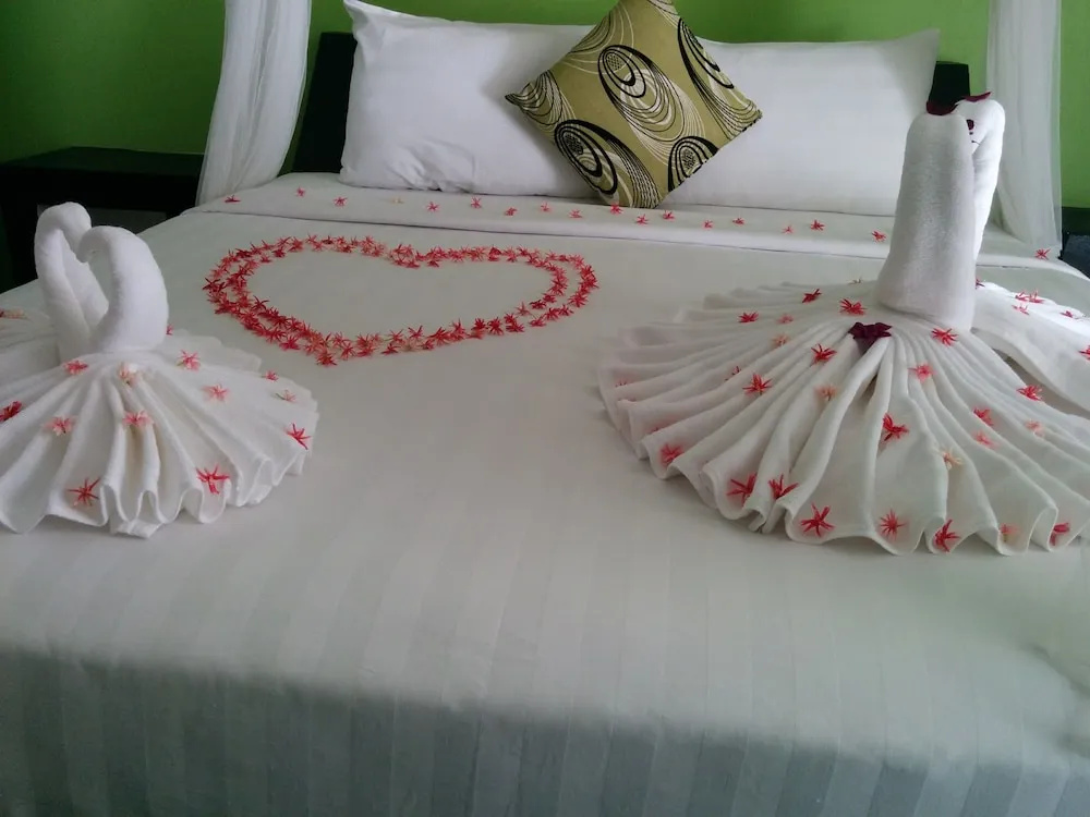 Deluxe Double room with balcony and with pool view (full double bed)