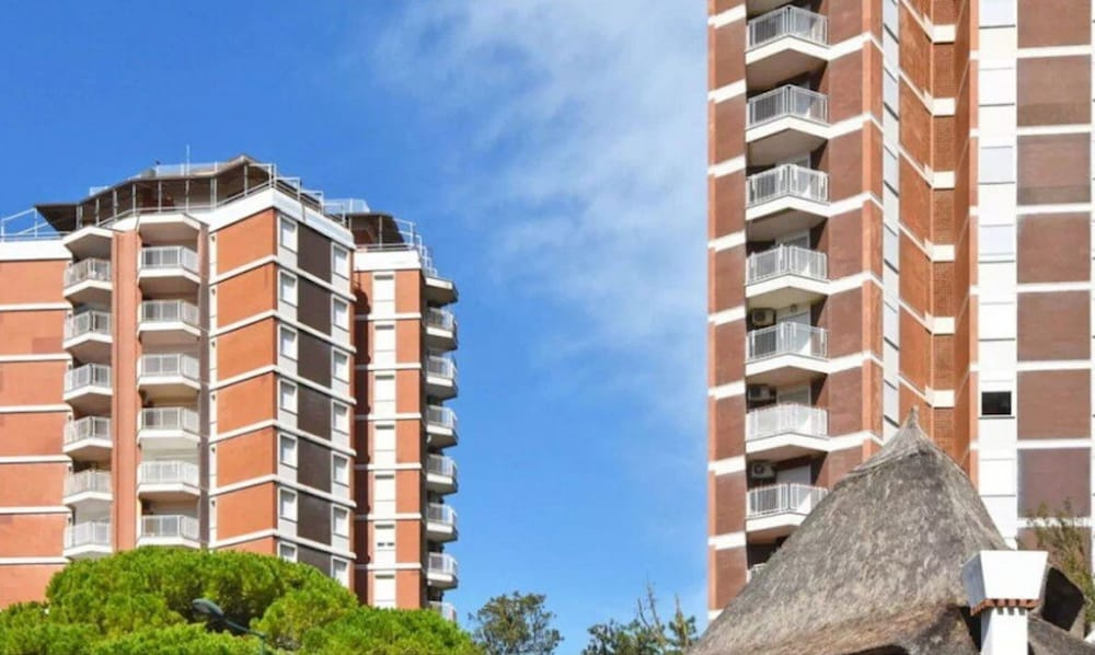 Spacious sea View Apartment