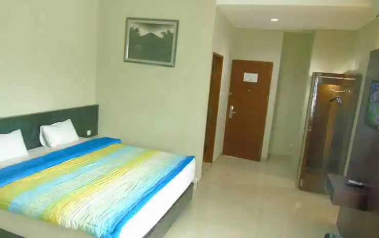 V Hotel Jambi — фото 3