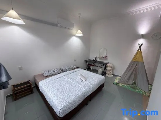 Tent (full double bed)