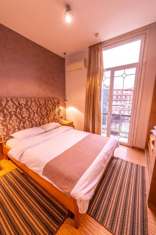 Superior Double room (full double bed)