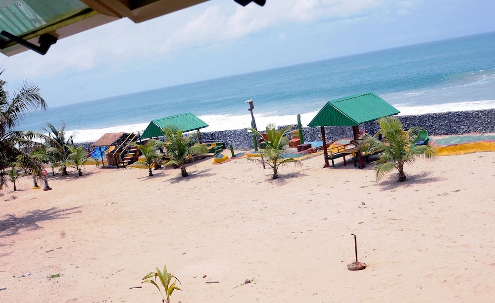 Beach & Waterfront