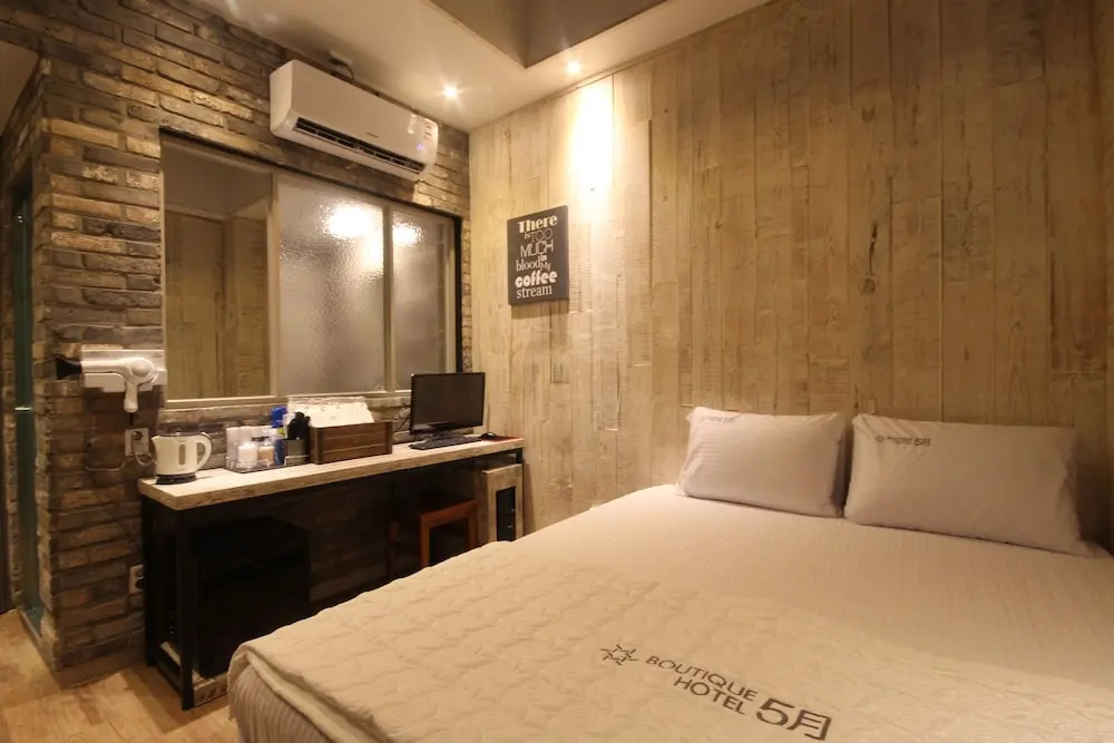 Deluxe room with balcony