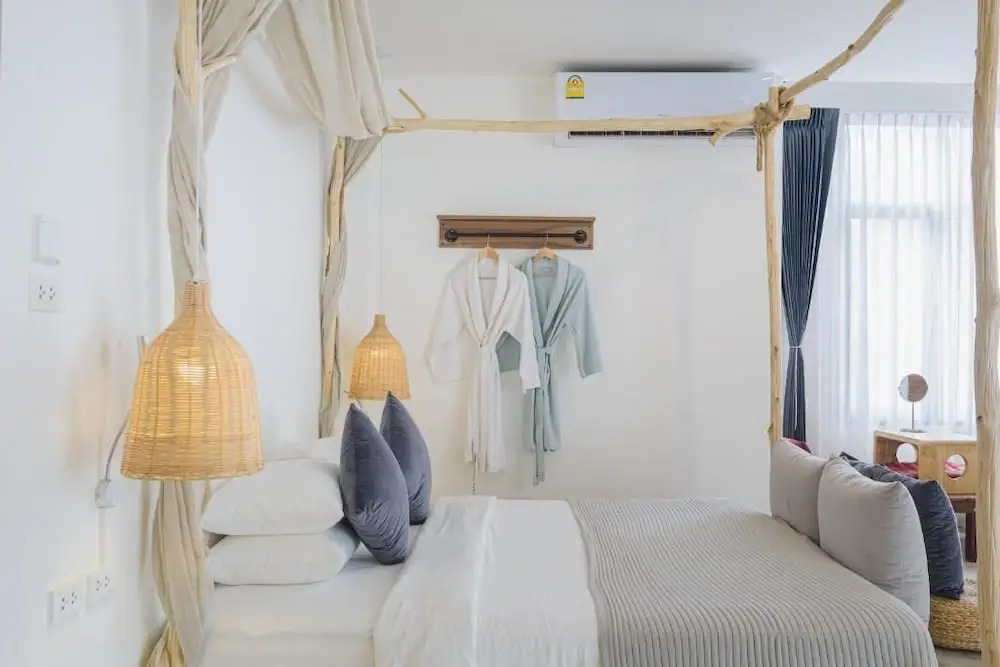 Двухместный номер Luxury двуспальная кровать в YOLO Bangkok Boutique Hotel