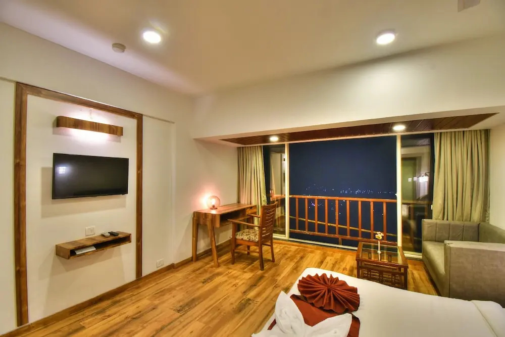Double Suite (twin beds)