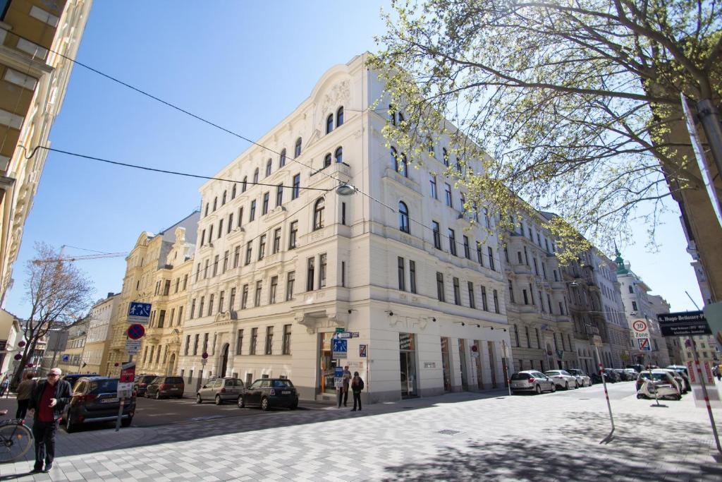 Gorgeous Studio next to the Parliament