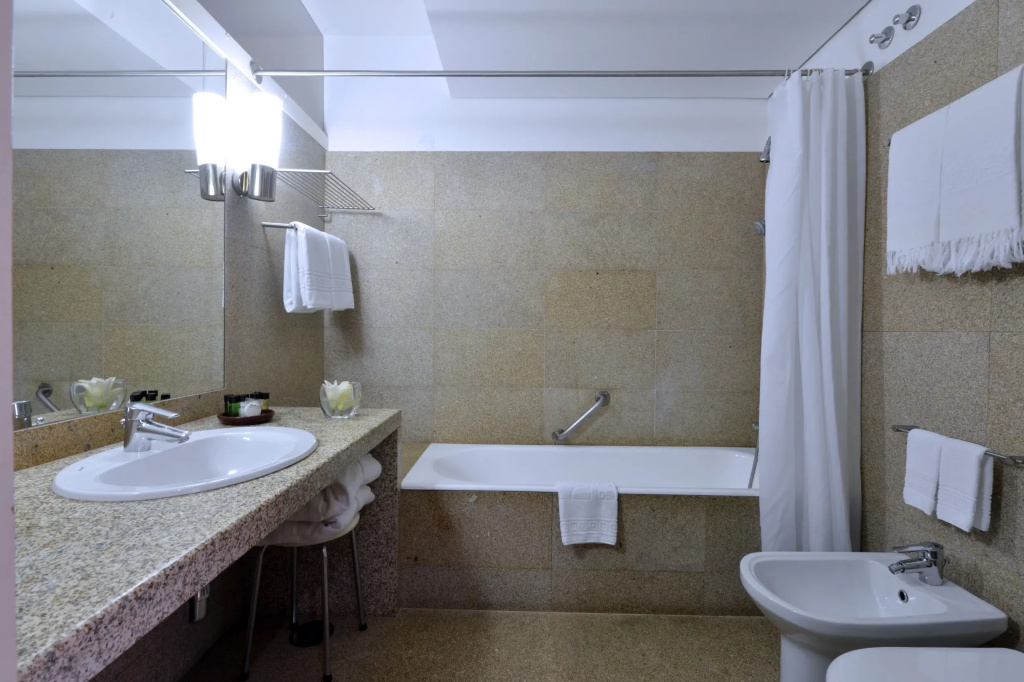 Pousada Mosteiro de Guimarães - Monument Hotel - Général