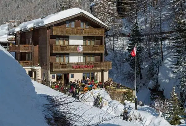 Hotel photo 11