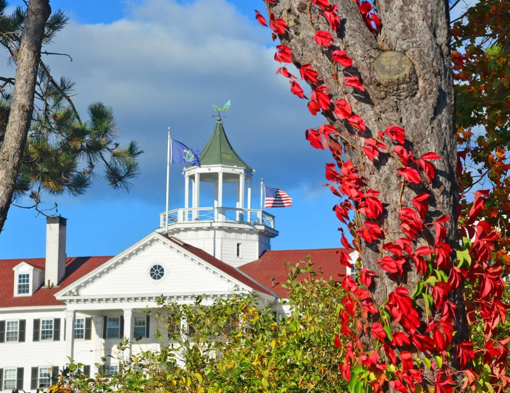 The Colony Hotel