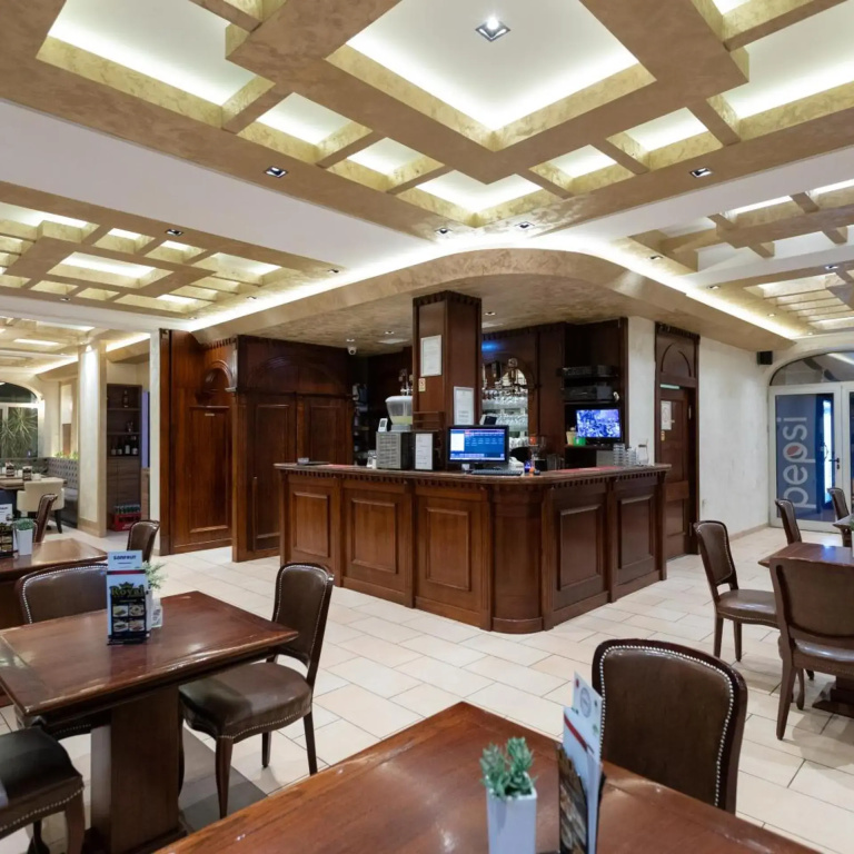 Garni Hotel Royal Crown - Général
