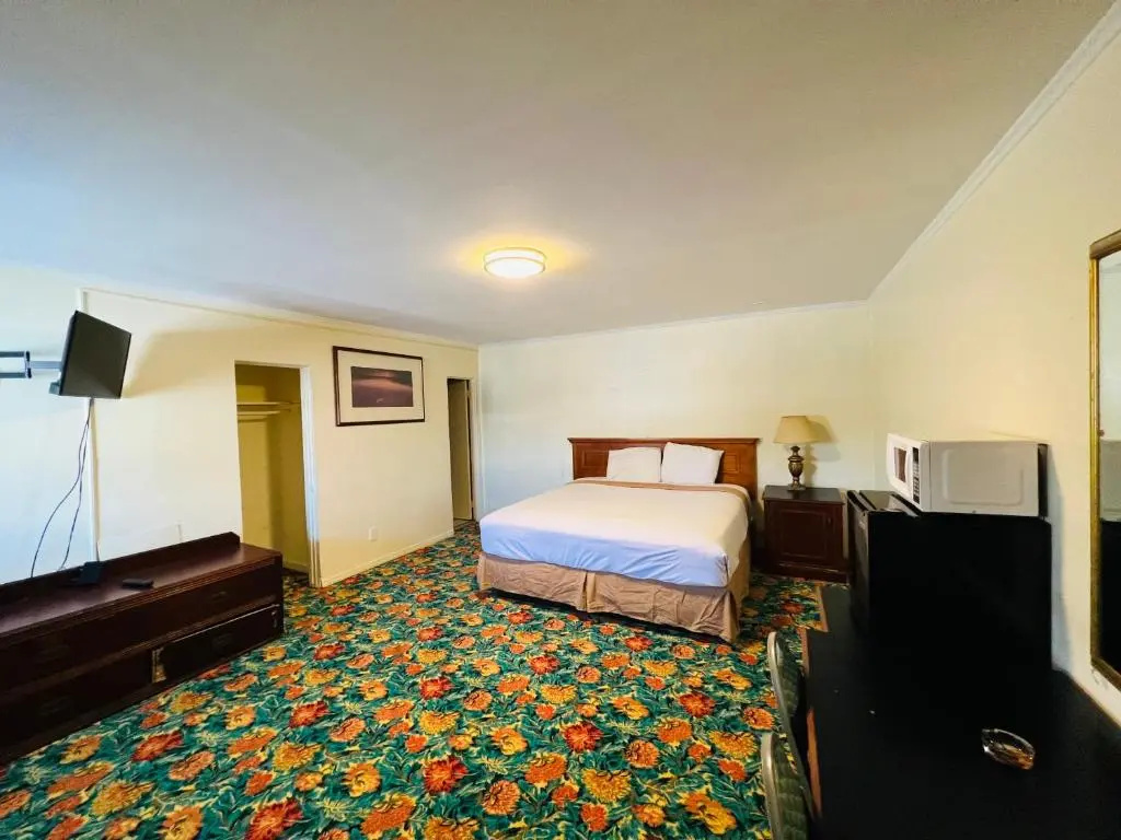 Deluxe Single room