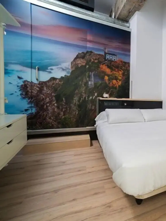 Economy room