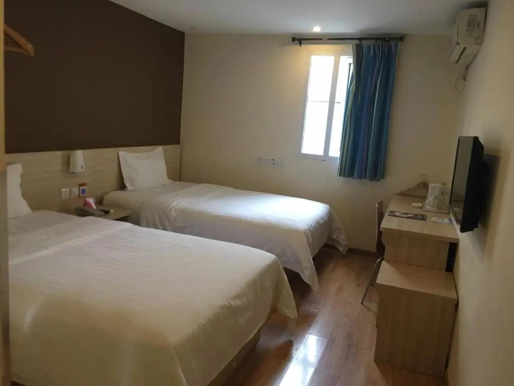 Business Double room (twin beds)