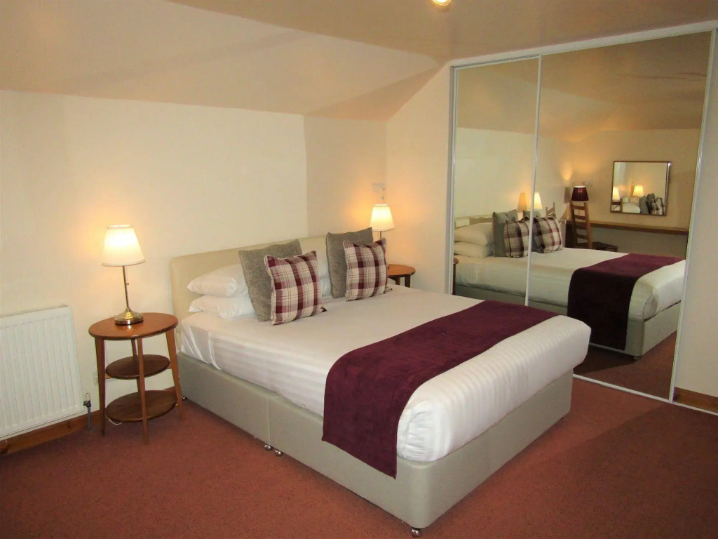 Kingswood Hotel - Général