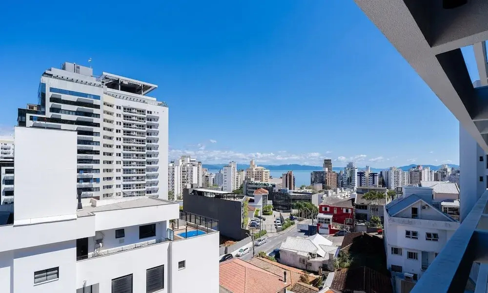 Your Stay Just 800m From the Beach in Floripa - CLG