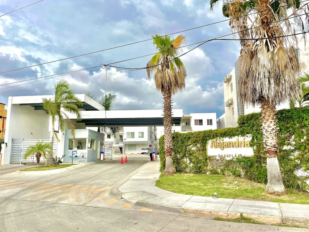 Alejandria Apartments