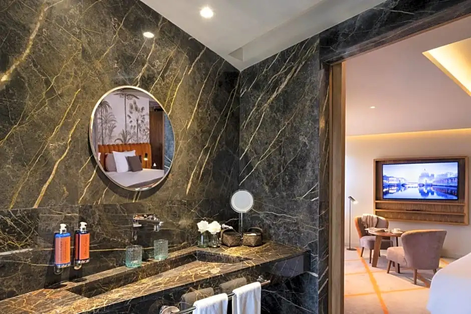 Deluxe room with balcony