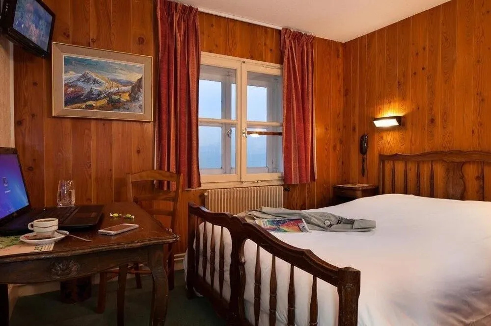 Afficher la photo 6 — Hotel le Rouge Gazon