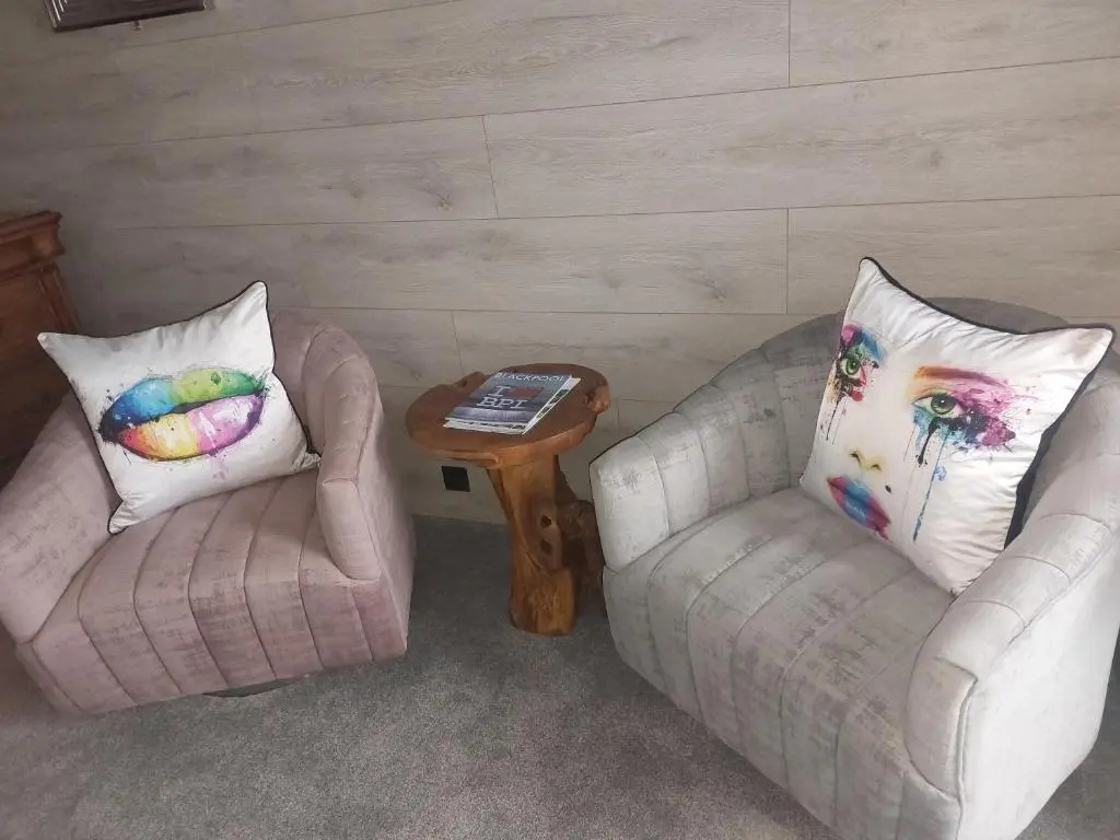 Deluxe Double room with sea view (full double bed)