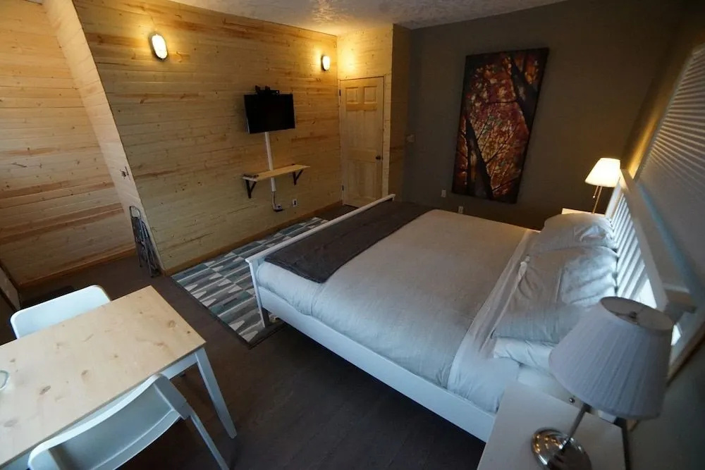 Yellowknife B&B