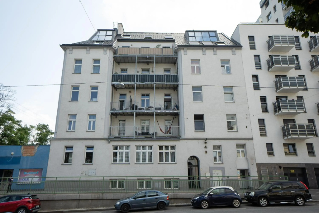 Sunny apartment in Leopoldstad + terrace with grill