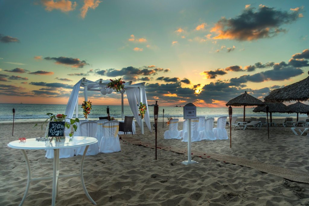 Beach & Waterfront