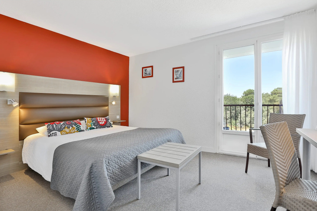 Afficher la photo 7 — Logis Hotel Le Tropicana