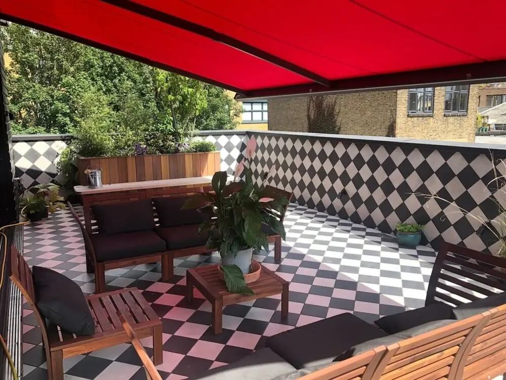 3-bed Flat w/ 2 Terraces in Hackney, East London!