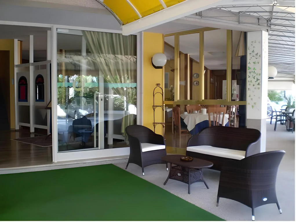Hotel photo 13