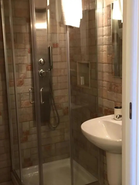 Deluxe Double room with balcony and with sea view (full double bed)