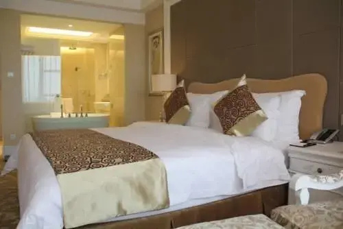 Jinling Jinding Grand Hotel Rugao - фото 2