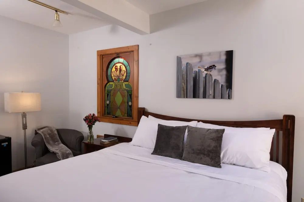 Standard Double room (full double bed)