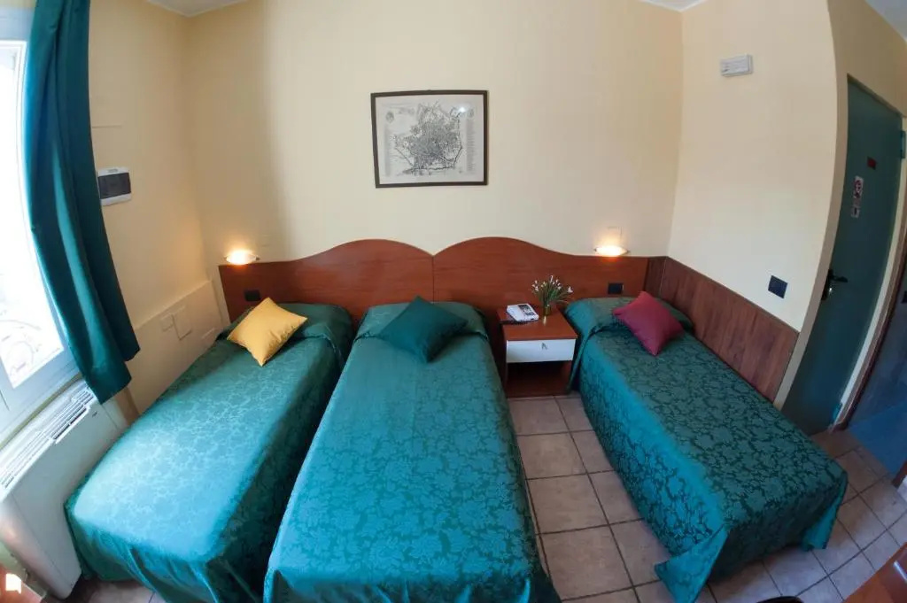 Triple room