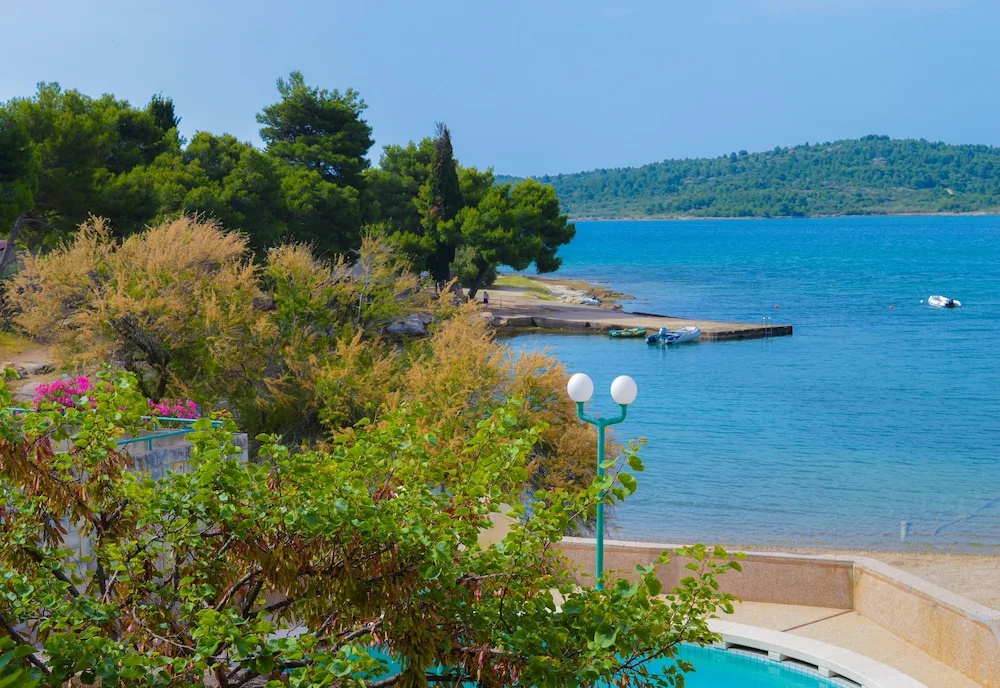 Standard Double room with balcony and with sea view (full double bed)