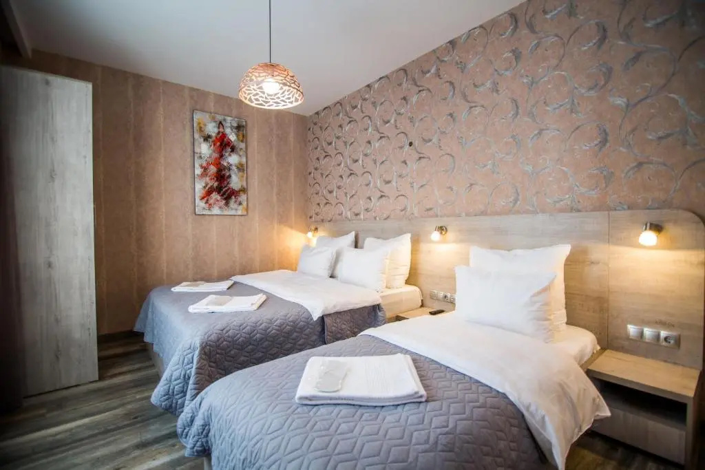 Superior Double room (full double bed)