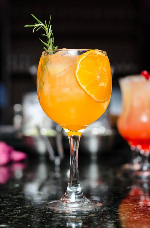 Food & Beverage