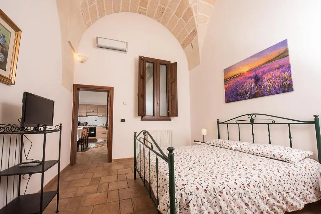 1 Bedroom Basement Apartment