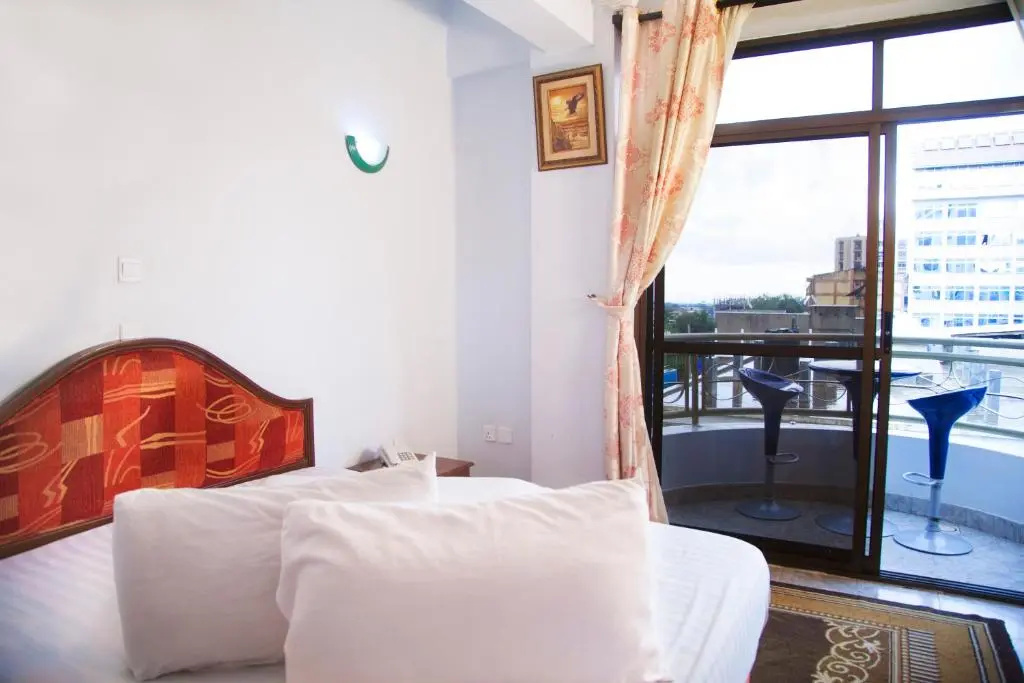 Deluxe Double room (full double bed)