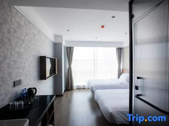 Standard Double room with view (twin beds)