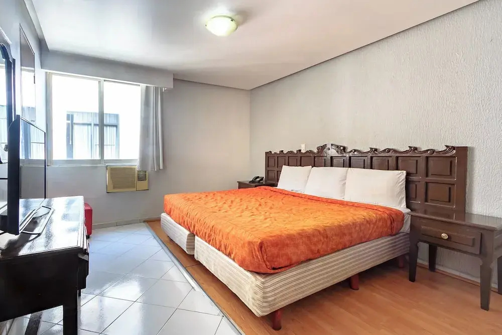 Standard Double room (full double bed)