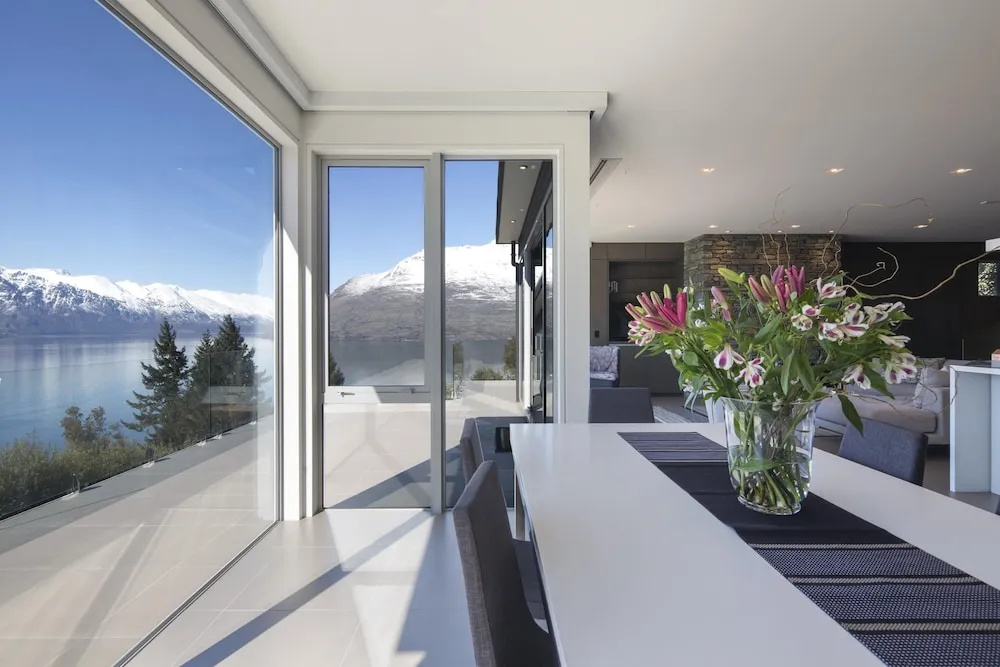 The Views and Spa by Staysouth
