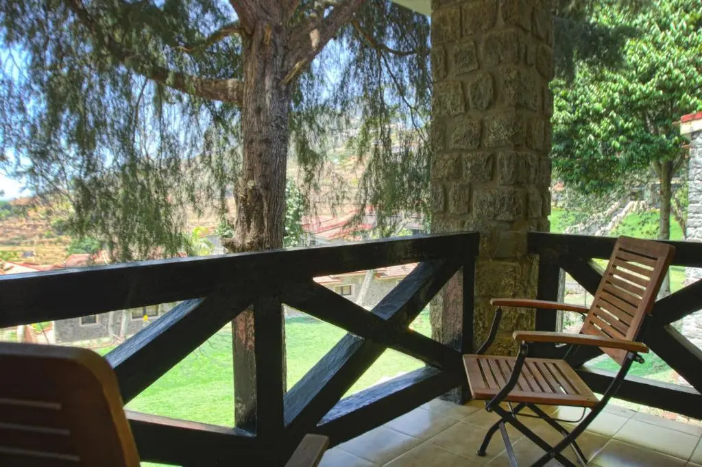 Balcony & Terrace