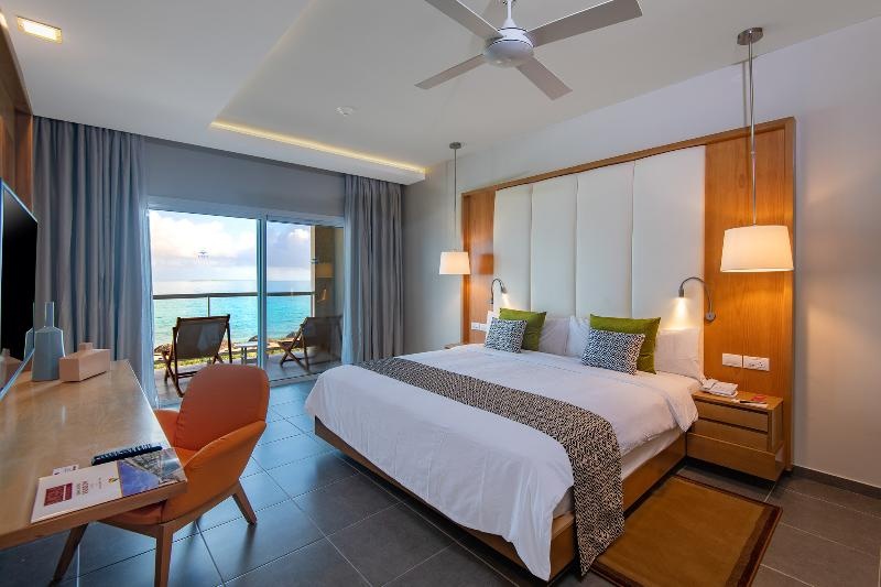 Gran Muthu Rainbow Hotel — 5