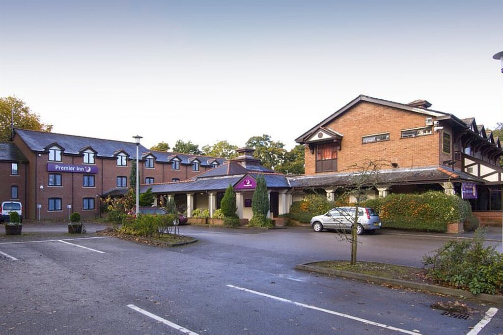 Premier Inn Manchester (Wilmslow) hotel image