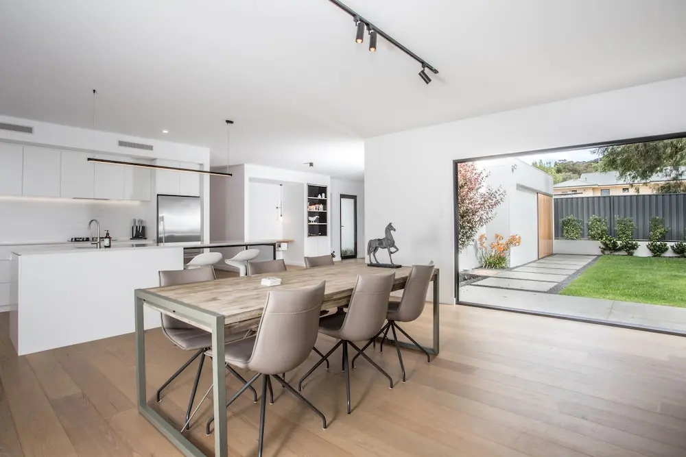 Bluff Street Home by the BnB Collection — фото 5