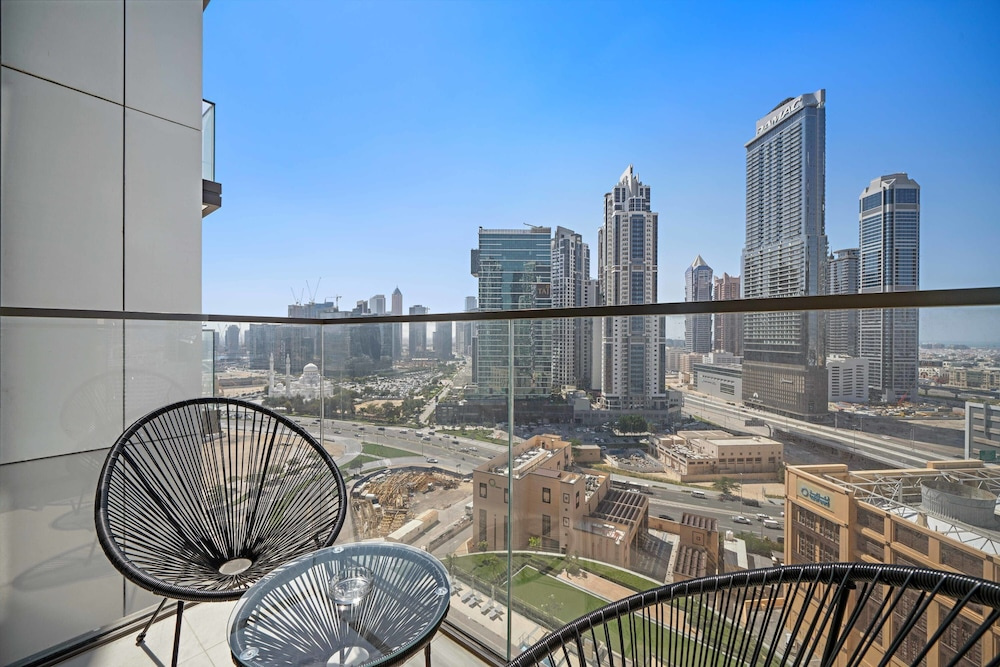 Silkhaus 1bdr in Burj Crown Burj Khalifa View
